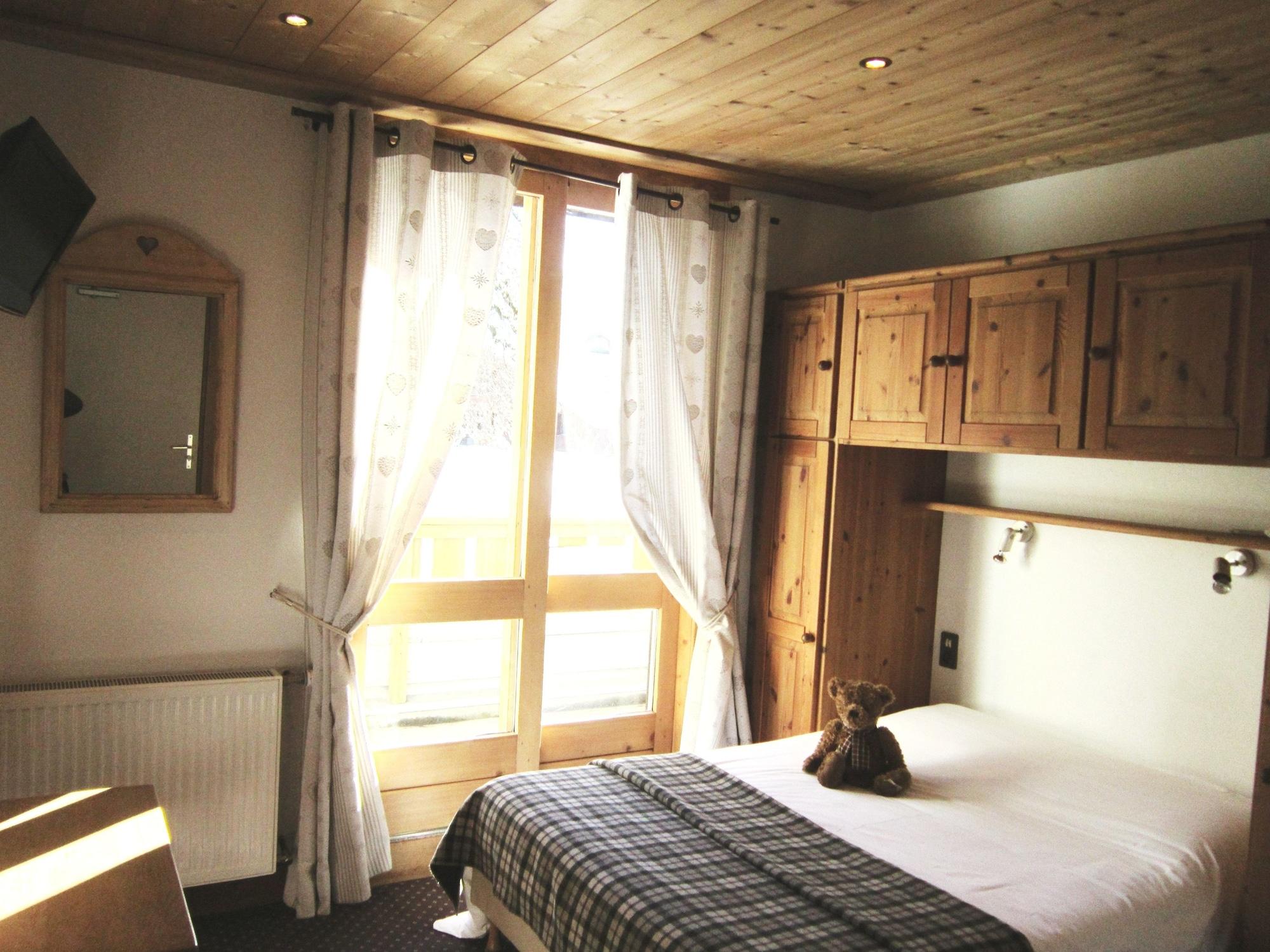 Logis Hotel Gai Soleil Samoens Exterior photo