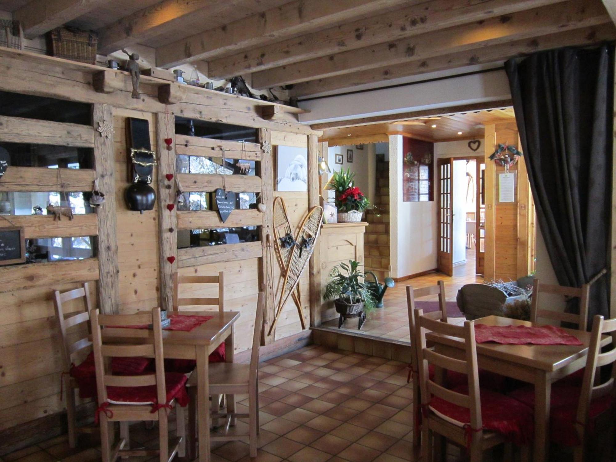 Logis Hotel Gai Soleil Samoens Exterior photo